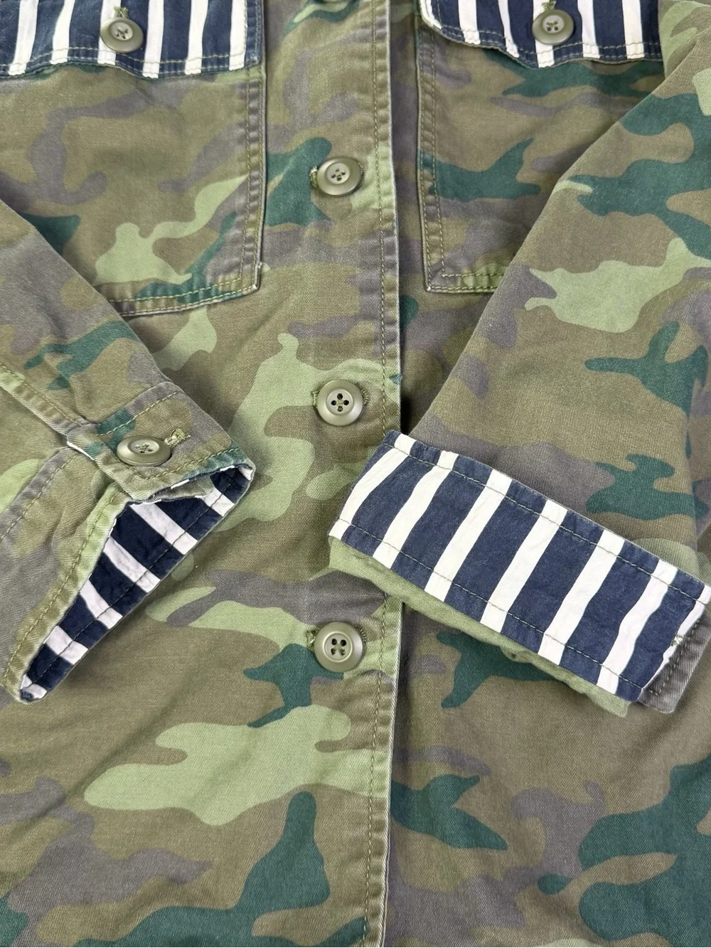 Gap Utility Shirt Shacket Womens XL Green Camo Button Outdoors Military  Y2K - Picture 11 of 11